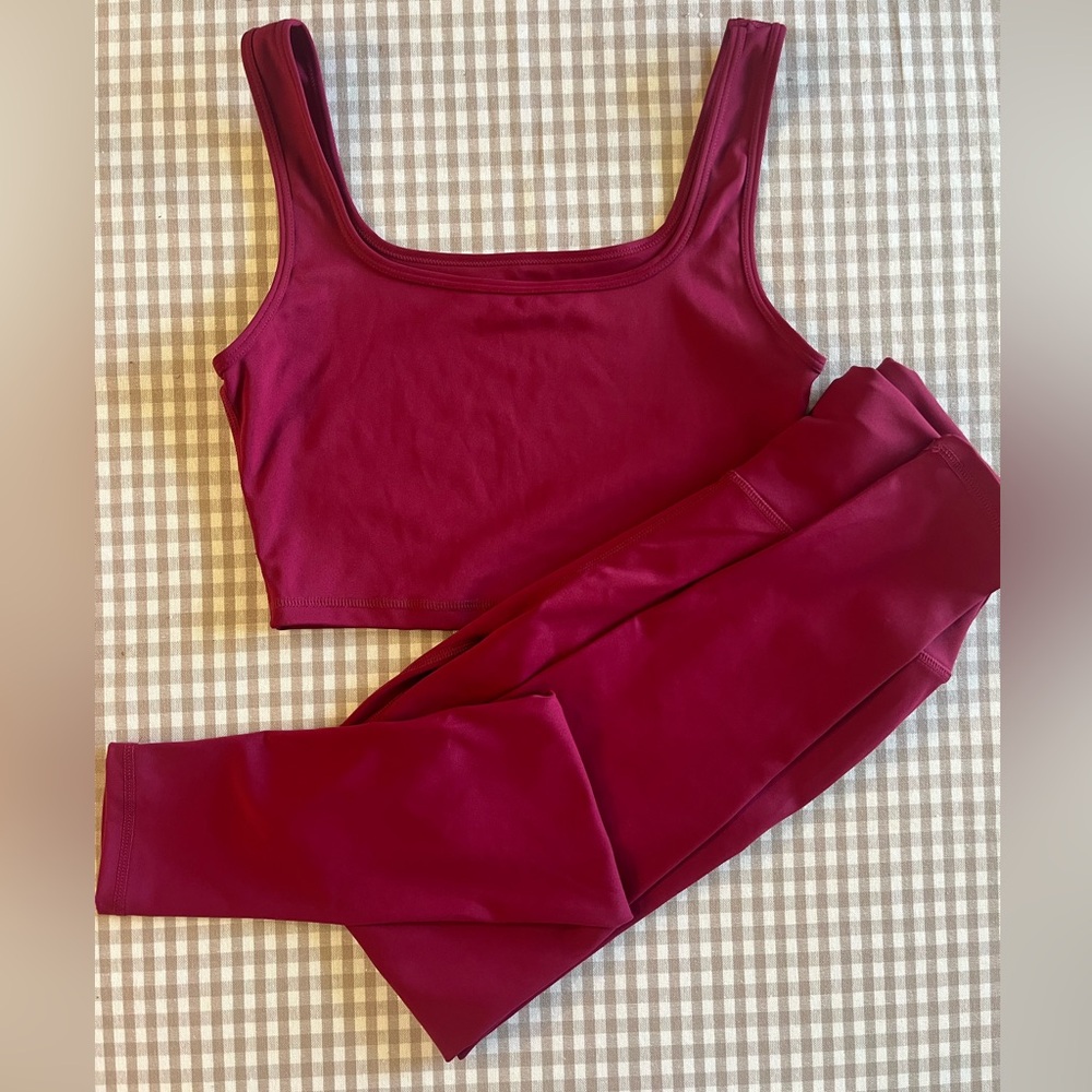 Women’s Athletic Legging Set